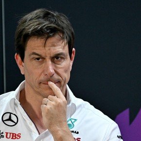 Toto Wolff, sobre Mercedes tras la carrera de Fórmula 1 en Australia: "Quiero darme un golpe en la nariz"