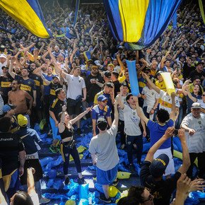 La lista de los socios de Boca que irán con Cavani y el plantel en el avión a Santiago