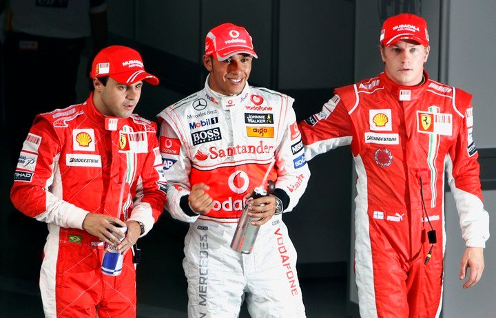 Massa, Hamilton y Kimi Raikkonen en el 2008.