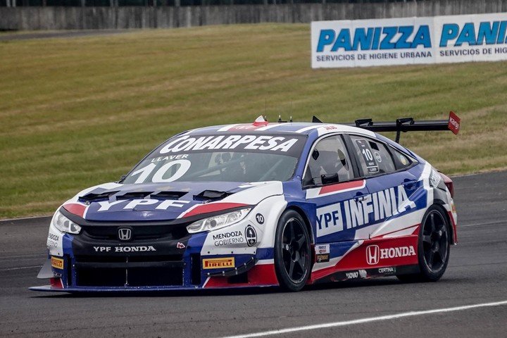 Bernardo Llaver, el ganador de la 2da final del TC2000 en Concordia