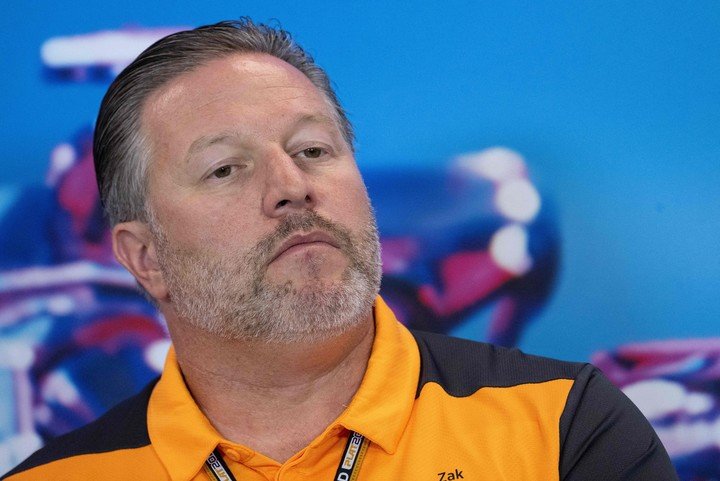 Se metió Zak Brown, capo de la F-1 con McLaren, el equipo que rompió el acuerdo con el de Canapino.