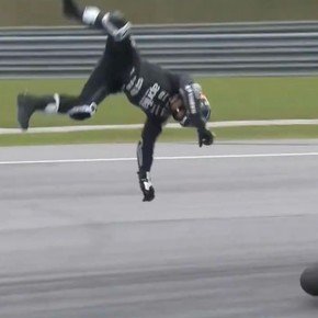 Impactante: el campeón de MotoGP vivió una durísima caída y sufrió diversas fracturas