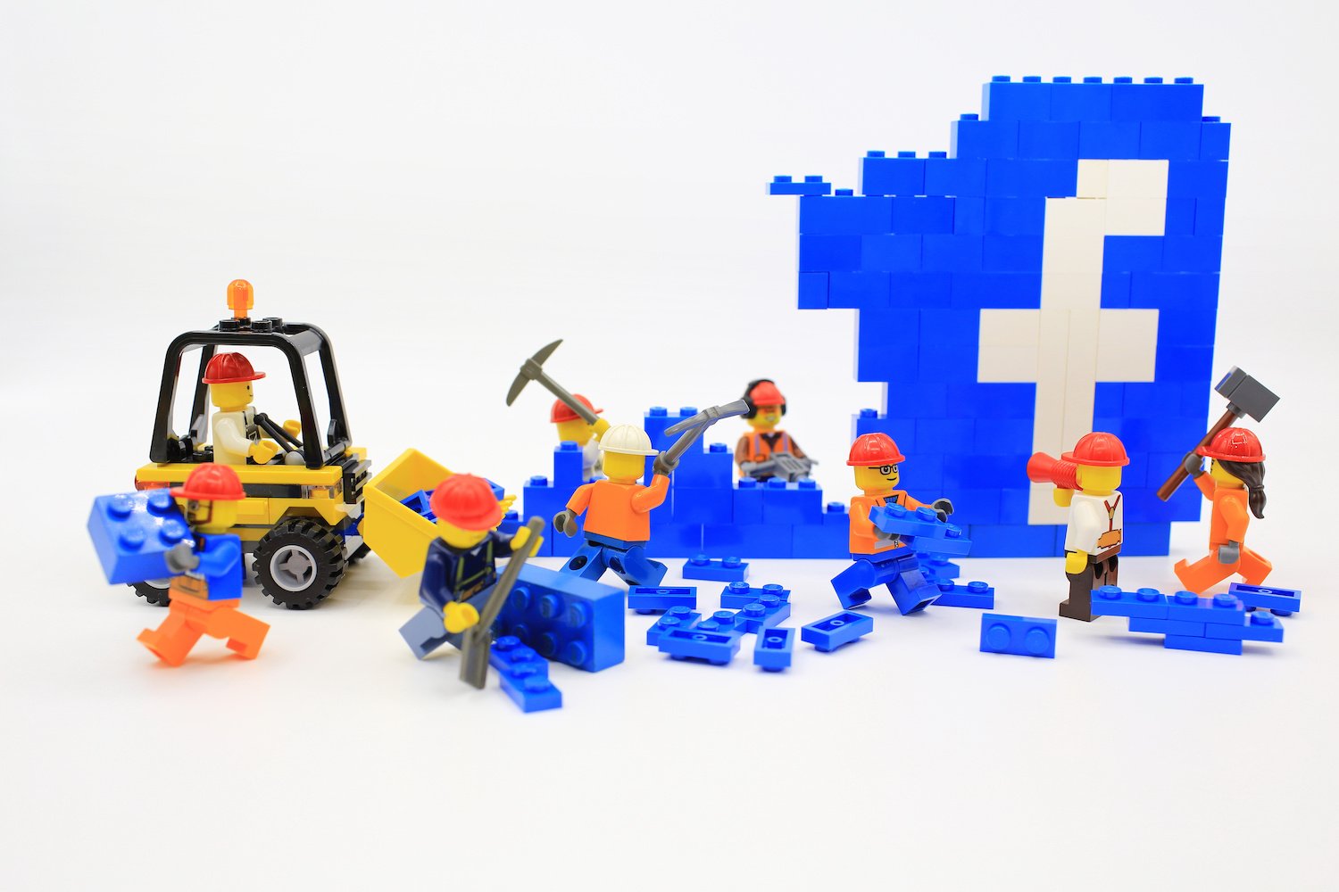 Las 5 cosas que debes hacer antes de borrar Facebook.