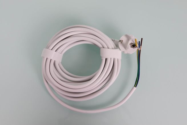 Cable de alimentación con fase, neutro y tierra para usarlo con la cámara Reolink Elite Floodlight WiFi