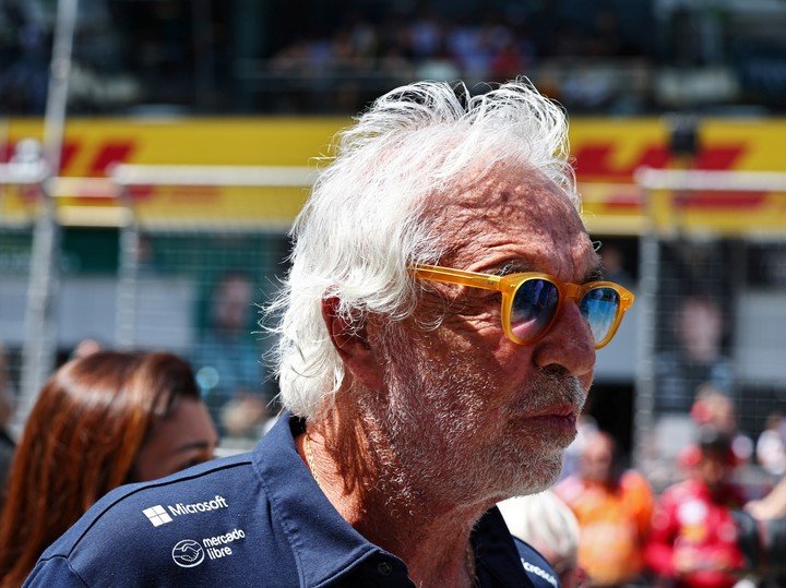 Briatore busca mantener a Aron con ritmo de competencia. (EFE)
