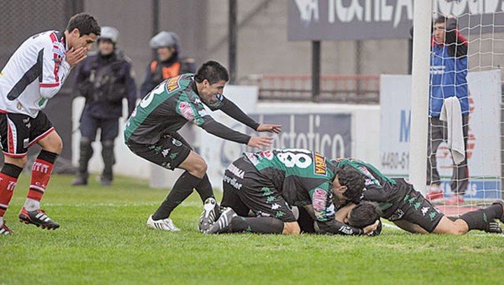 Monllor le atajó el penal a Toledo y ascendió Chicago 