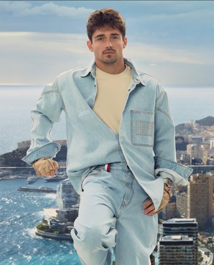 El monegasco posó para las cámaras en su colaboración con Ferrari Style. (Foto: @Charles_Leclerc)