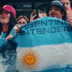 Video: así fue el recibimiento de los hinchas argentinos a Colapinto en Spa