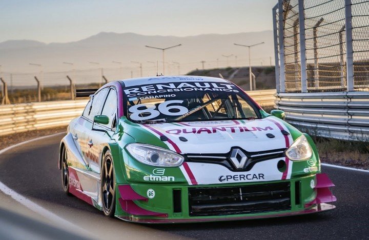 El Turismo Carretera 2000 acelerará en el Gálvez. (Ambrogio Racing)