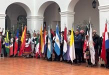 Colores, banderas, tradiciones, historia y emoción colmaron el Cabildo Histórico en el Día Nacional del Inmigrante