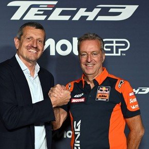 El personaje de la Fórmula 1 que adquirió el equipo de motos de Valentín Perrone