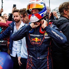 Verstappen también vuela fuera de la F1: obtuvo la licencia GT3 en Nordschleife