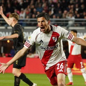 Con 10 jugadores, River le ganó a Estudiantes y llega a la serie con Palmeiras de la mejor manera