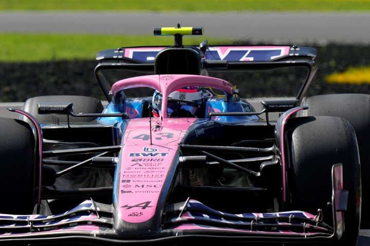El Alpine de Colapinto durante la qualy en Monza. (AP Photo/Luca Bruno)