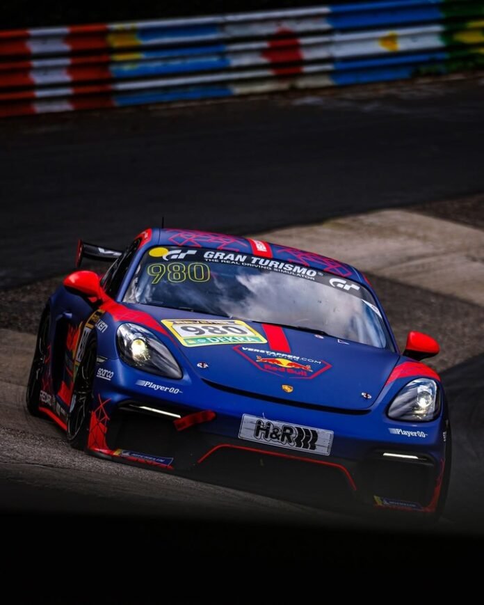 Verstappen también vuela fuera de la F1: obtuvo la licencia GT3 en Nordschleife