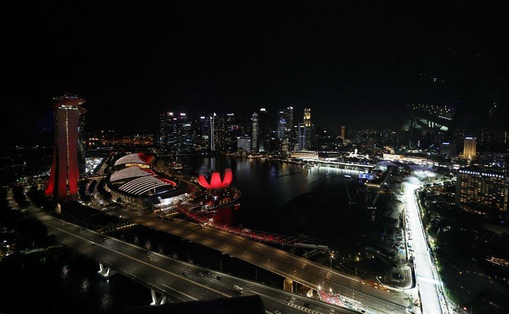 La carrera en el Circuito de Marina Bay larga a las 09:00 (REUTERS).