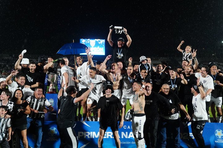 Gimnasia de Mendoza ascendió a la Liga Profesional (Foto: Marcelo Carroll)