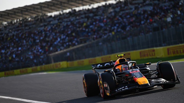 Yuki Tsunoda, a bordo del Red Bull, con su continuidad en duda en el team austríaco para 2026.
(Web de F1)