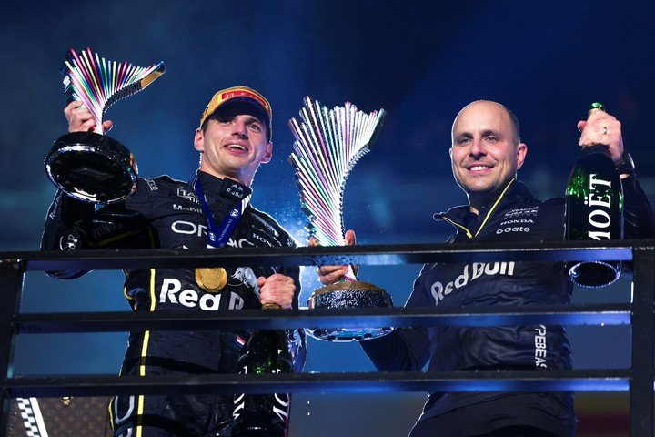 Verstappen les puso presión a los McLaren. (EFE/EPA/CRISTOBAL HERRERA-ULASHKEVICH)