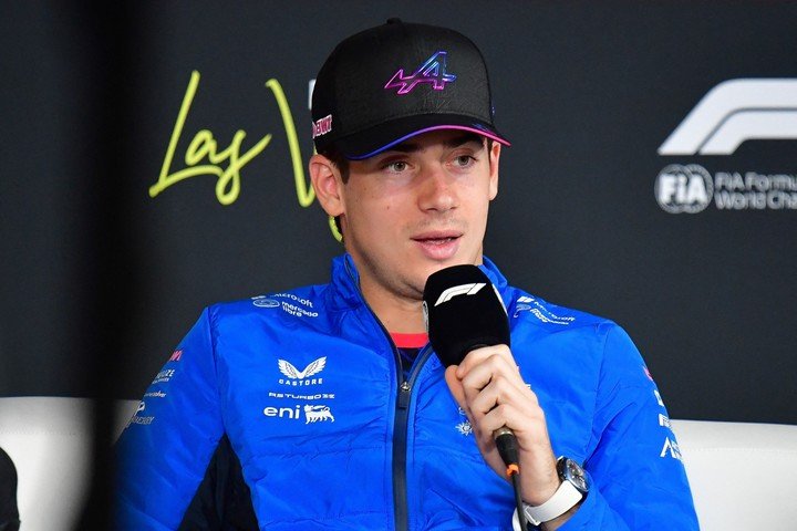 Franco Colapinto en conferencia de prensa. 