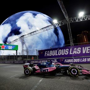 Franco Colapinto mejoró y fue 16° en una FP2 de la Fórmula 1 en Las Vegas que cerró drásticamente