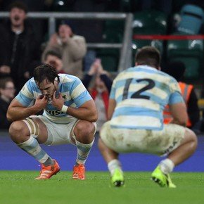 Inglaterra zafó y ganó sobre el final ante Los Pumas que casi concretan la heroica en Londres