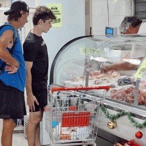 Franco Colapinto, a la parrilla de la Fórmula 1 y... del asado