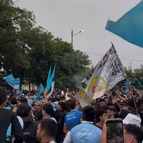 El fan fest de Estudiantes de Río Cuarto en una tarde inolvidable de ascenso a Primera 