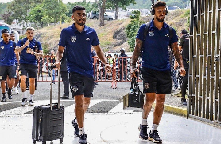 Caín Fara en Emelec (@CSEmelec)