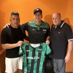 El entrenador que trabajó en Boca y en River, fue protagonista en el Nacional y llega a Nueva Chicago