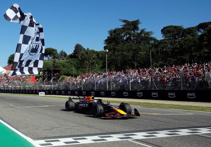 Max Verstappen ganó el último Gran Premio de Emilia-Romaña (REUTERS).