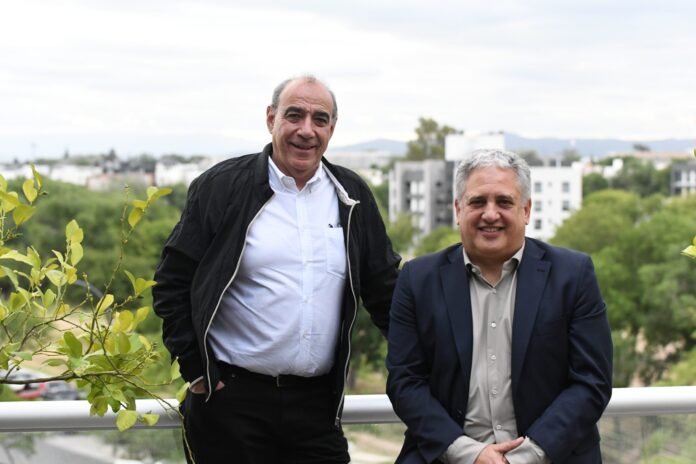 Energía solar con respaldo: cómo son los sistemas de almacenamiento que Ecovatio desarrolla para empresas