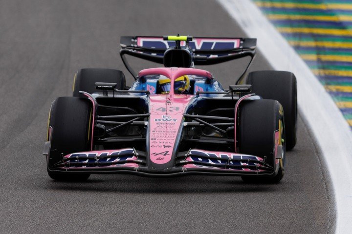 Colapinto manejó el auto del 2025.