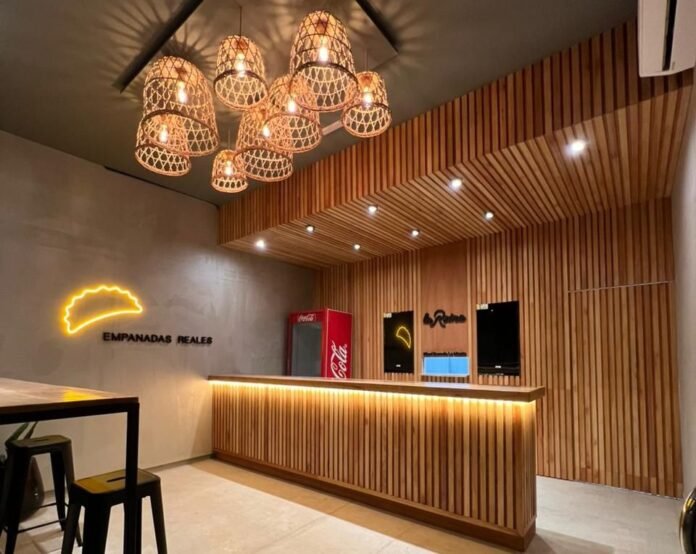 La Reina Empanadas inauguró nuevo local y acelera en su plan de expansión