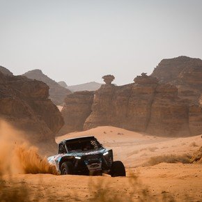 Cavigliasso y Pertegarini fueron cuartos en la sexta etapa del Dakar y se acercan al líder de la general
