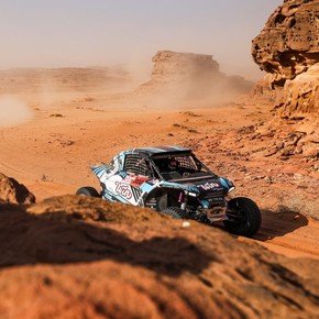 Cavigliasso y Pertegarini, campeones del Dakar, ganaron la etapa maratón y quedaron terceros en la general