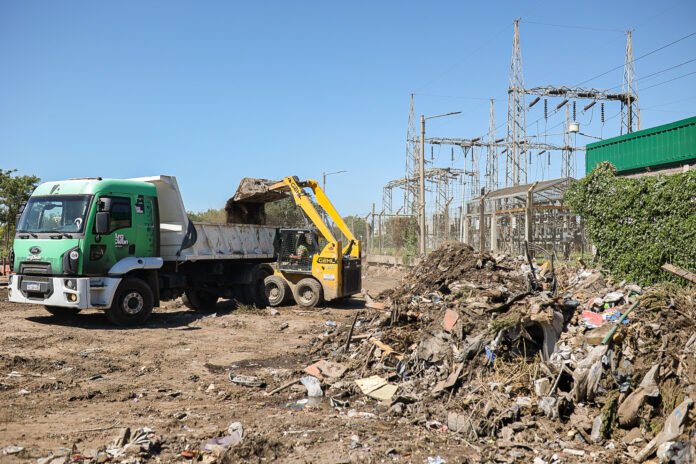 Más de 2000 toneladas de residuos fueron retiradas de 78 basurales en los últimos días