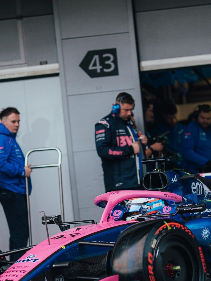 Franco Colapinto durante los test de Barcelona.