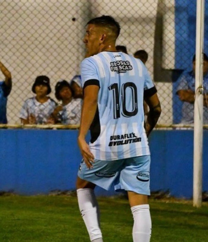 Centurión debutó en un amistoso en Racing de Córdoba (Prensa Racing C).