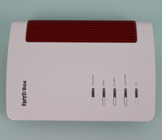 FRITZ! tiene dos nuevos routers de fibra óptica con Wi-Fi 7 para jubilar el de tu operadora