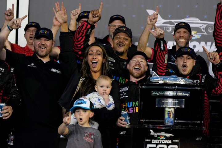 Así celebró Tyler Reddick la victoria en Daytona 500