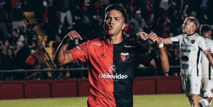 Ignacio Lago sigue en Colón.