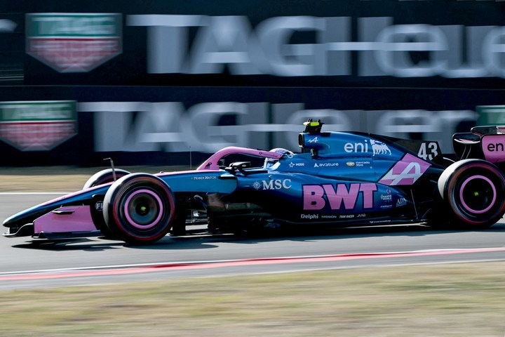 Franco Colapinto, y el resto de los pilotos de la parrilla, no tendrán acción en el mes de abril.