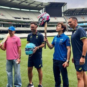 El video de Franco Colapinto practicando cricket en Australia que se volvió viral