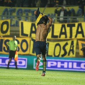 Fue campeón con Boca, pasó por San Pablo y Europa y ahora jugará en Almagro