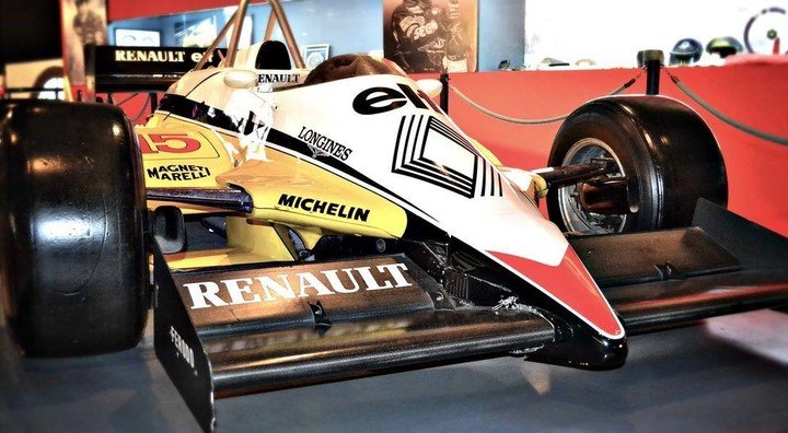 El Renault RE30 del Museo Fangio.