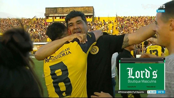 Flandria vs. Colegiales El canario se consagró campeón y ascendió a la PN. Con Andrés Montenegro. 
