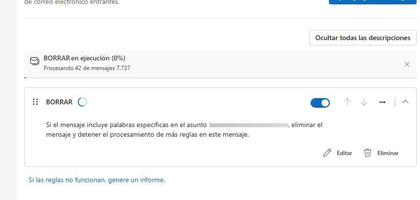 Interfaz de Outlook mostrando la ejecución de una regla de borrado automático de mensajes de correo electrónico.