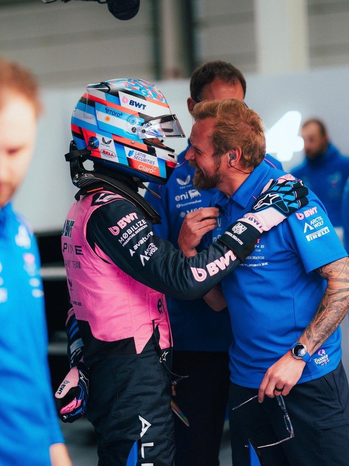 Colapinto, en Silverstone, a pura broma.