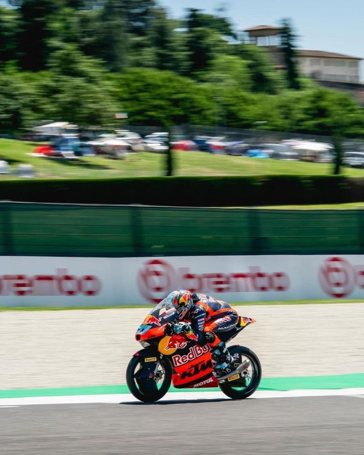 Valentín Perrone quedó atrapado en el caos de la última salida de la clasificación y largará 16° este domingo en Mugello.
(@valentinperrone73 en IG).